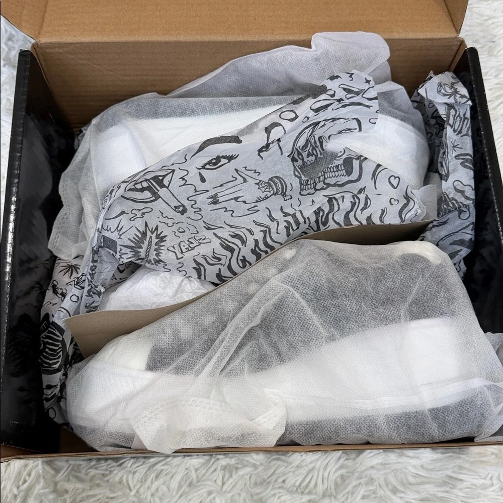 Dolls Kill Current Mood Black White Platform Sneaker Size 8